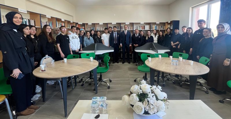 Söğütlü Çok Programlı Anadolu Lisesinde Söyleşi Düzenlendi